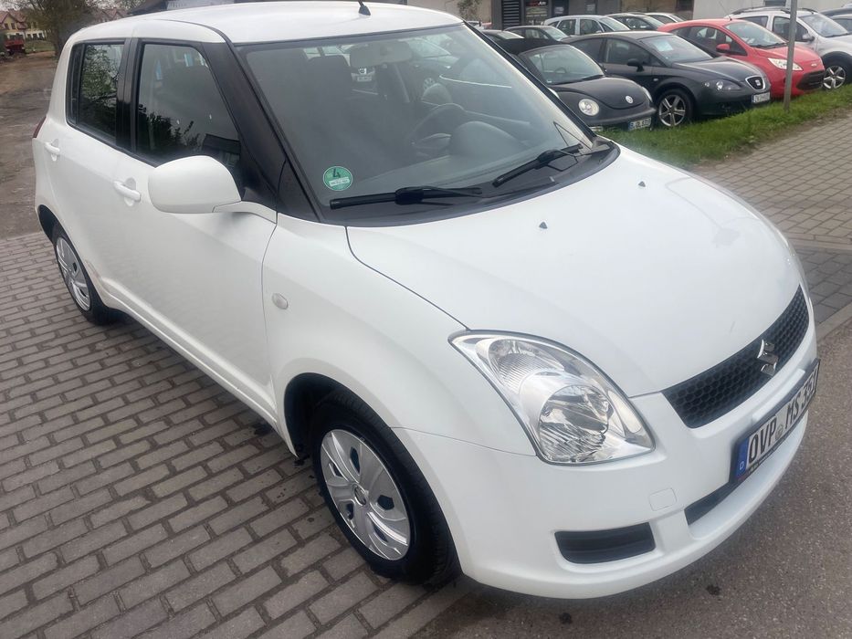 Suzuki Swift Auto po oplatach w kraju