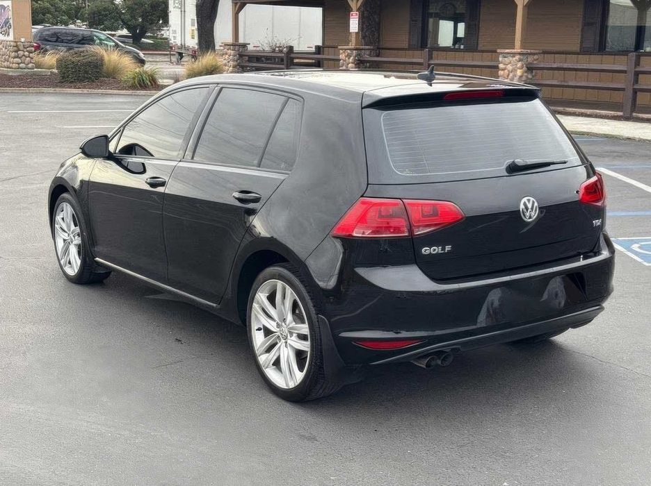 Volkswagen Golf SE      2015