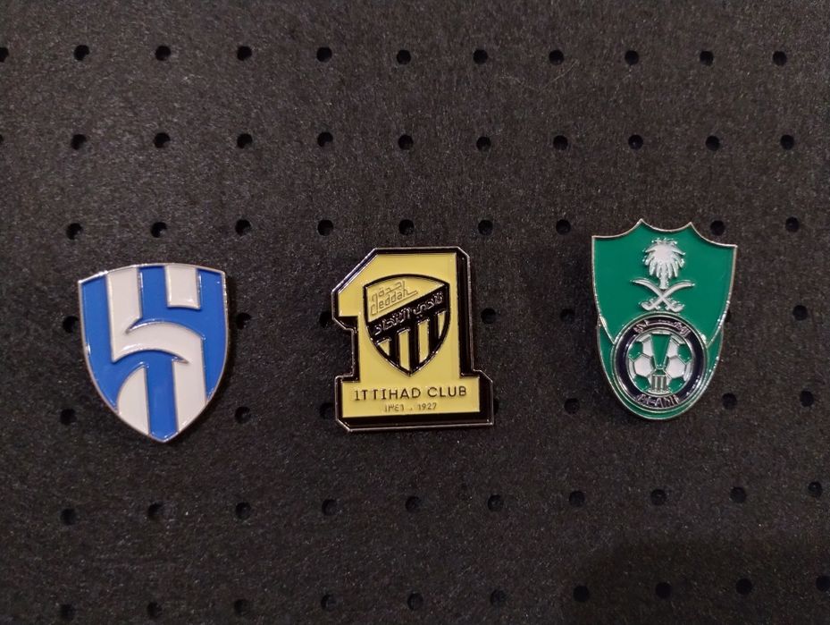 Kluby Arabia Saudyjska Al-Hilal Al-Ittihad Al-Ahli przypinki piny