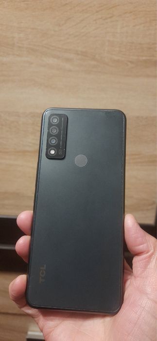 TCL 20R 5G (T767H) на запчастини або під відновлення