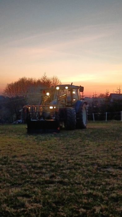 New Holland ts115