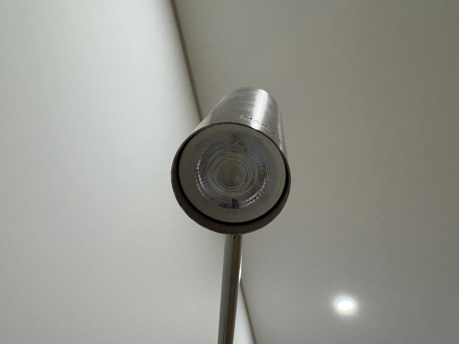 Candeeiro de pé inox escovado
