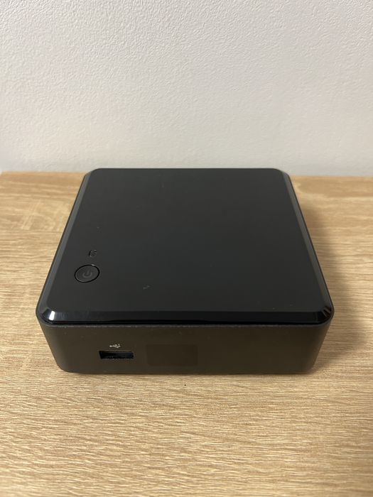 Компактний ПК Intel NUC DC3217IYE