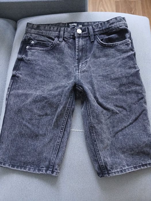 Spodenki jeansowe męskie krótkie czarne Sinsay rozmiar 28