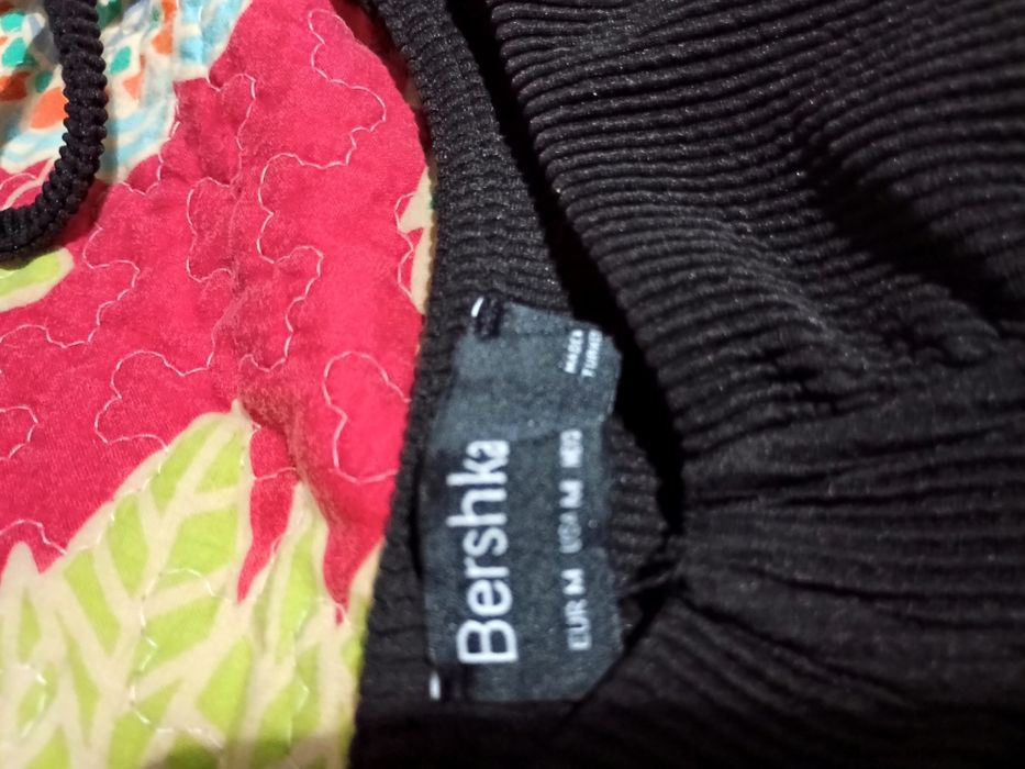 Top e camisola transparente. Lindas!!