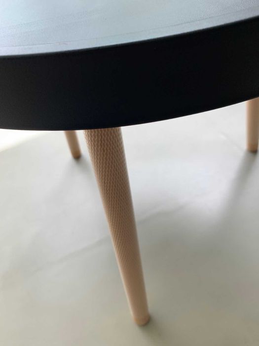 Round side table (black polypropylene/birch wood)64309580942722122