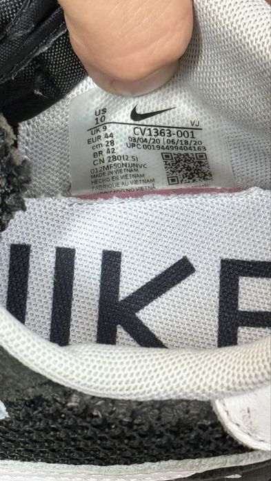 nike sacai vaporwaffle. найк сакаи