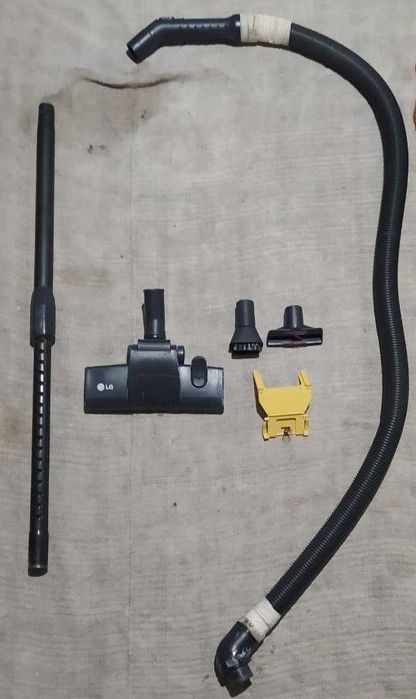 Пылесос "LG fvd 3060 1600w"