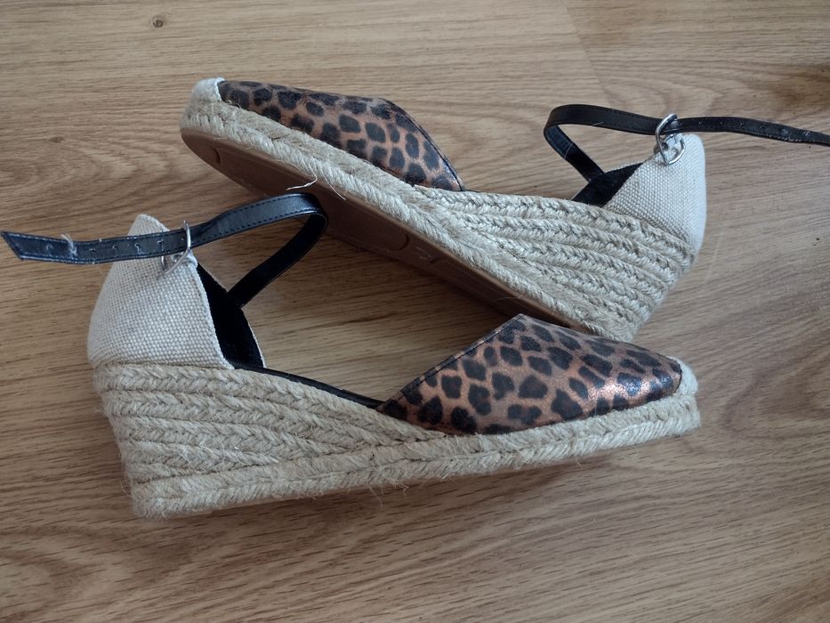Nowe sandałki espadryle panterka bluebox 40 wkl. 25.5 cm