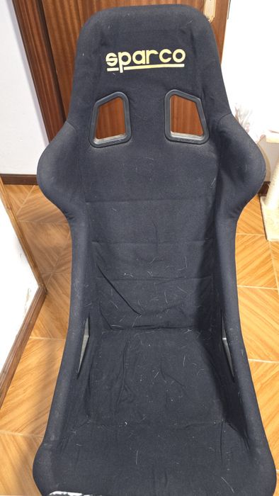 Playseat com backet Sparco
