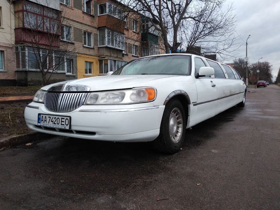 Lincoln Town Car