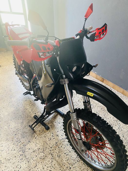 Cagiva w8 125 cc  cross matriculada 2 t