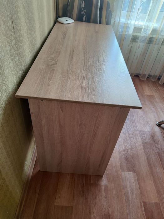 Продам стіл, стан нового
