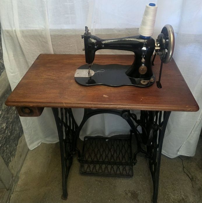 Máquina de costura  SINGER