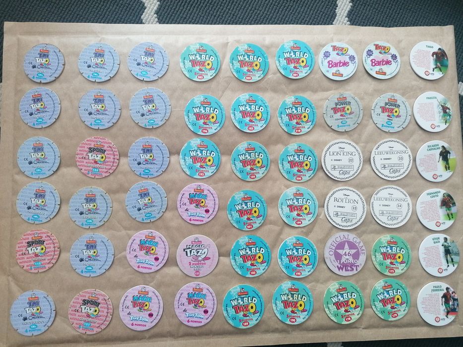 Conjunto de tazos - Power Rangers, Barbie, Matutano, Rei Leão,