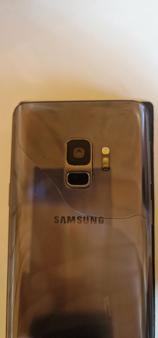 Флагман Samsung S9 4/128g