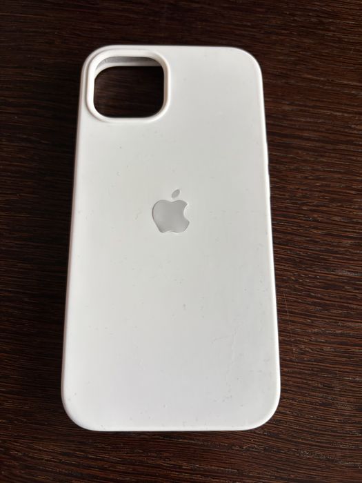 Sprzedam etui iPhone 13