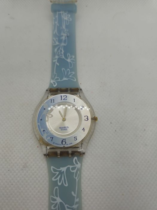 Жіночий ультратонкий  годинник Swatch Skin Wonderflor
