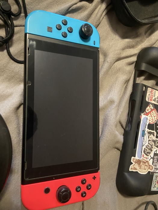 продам nintendo switch v2