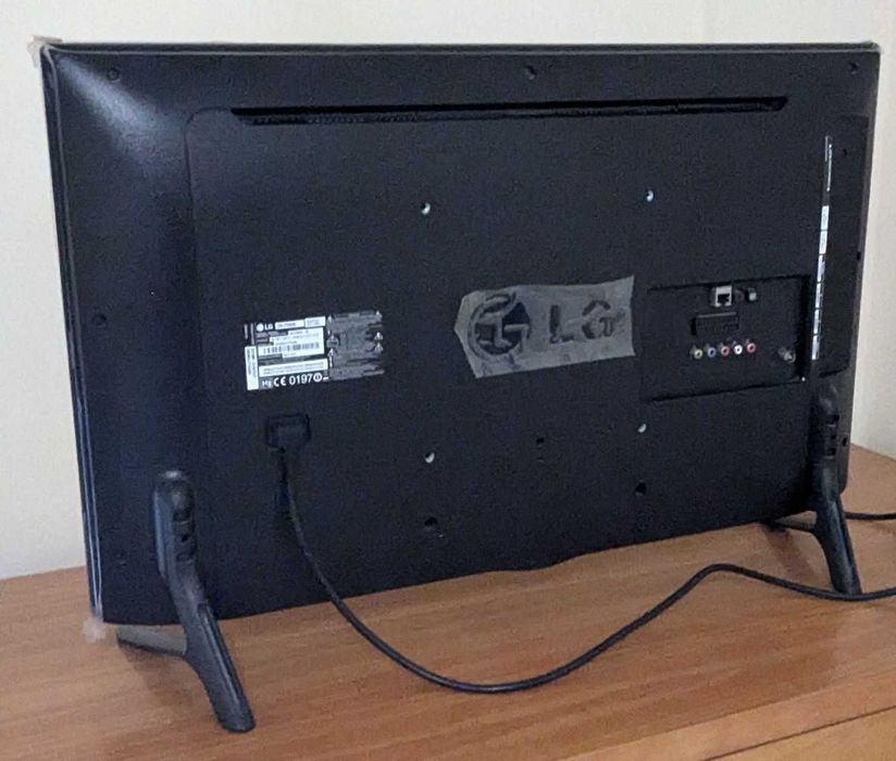 TV LG 32" LED - Smart TV