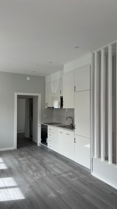 Pinturas (Interiores/Fachadas), Epóxi, Impermeabilização e Remodelações- JAMAB Lda.