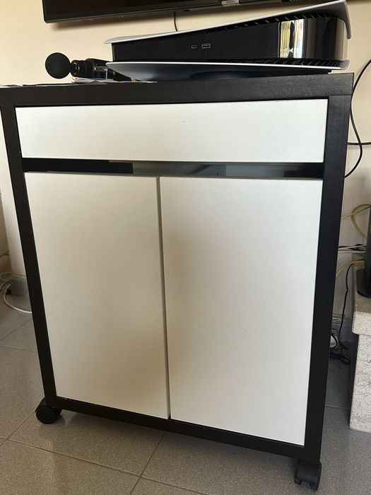 Movel de apoio tv/quarto/entrada