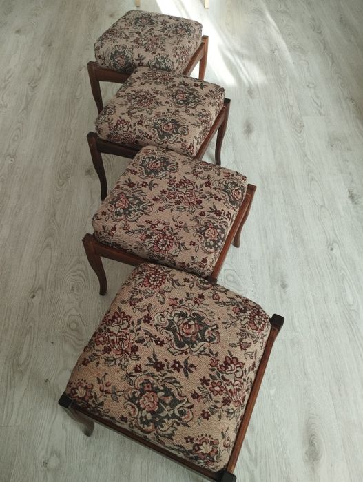 Pufa, siedzisko 4 sztuki