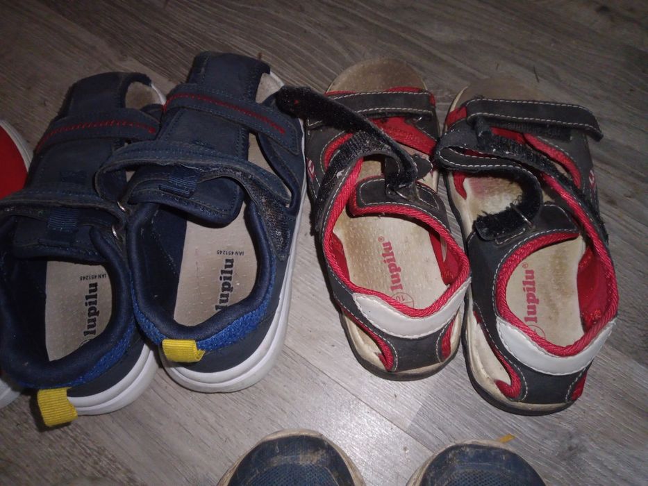 Oddam za darmo buciki dla chłopca w rozmiarze 28-30