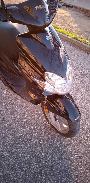 Scooter Yamaha Jog 50 cm3   2 T impecável  de tudo.Nunca caí