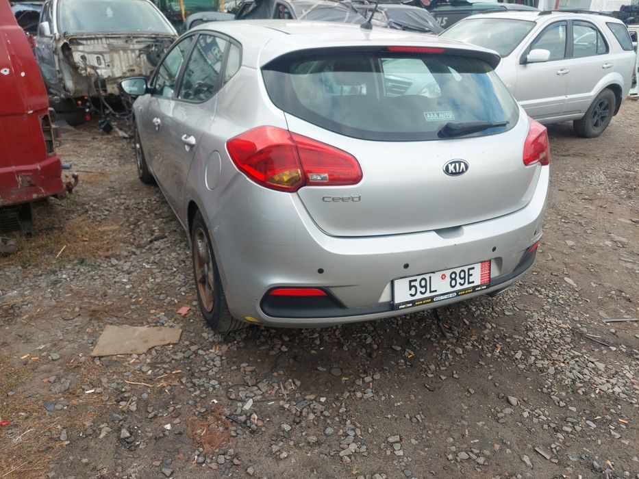 Разборка,шрот,запчастини kia ceed 2013
