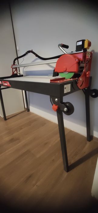 Przecinarka do płytek  elektryczna Rubi