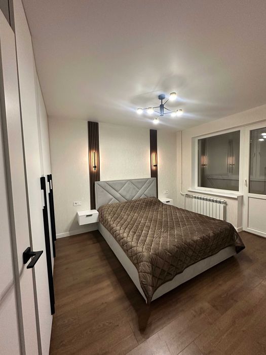 3-кімнатна, Озерна вул. Панаса Мирного ID 42484