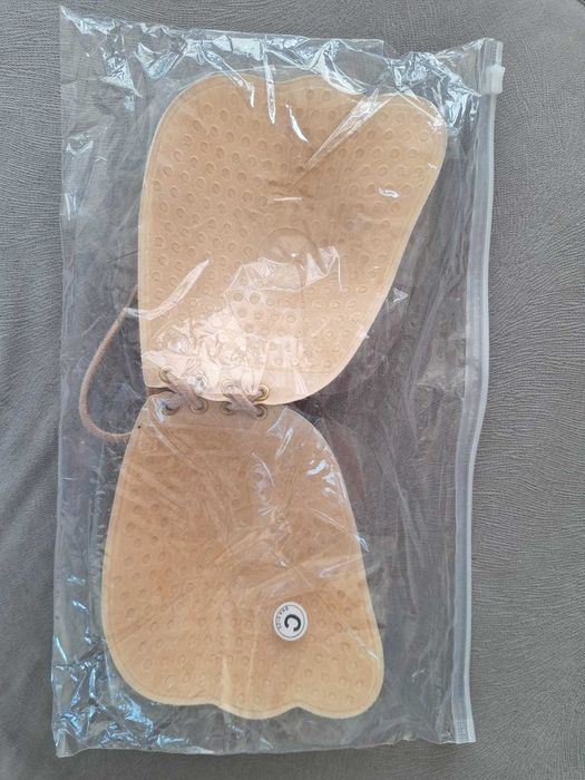 Wkładki samonośne do sukienek, bluzek z odkrytymi plecami NOWY