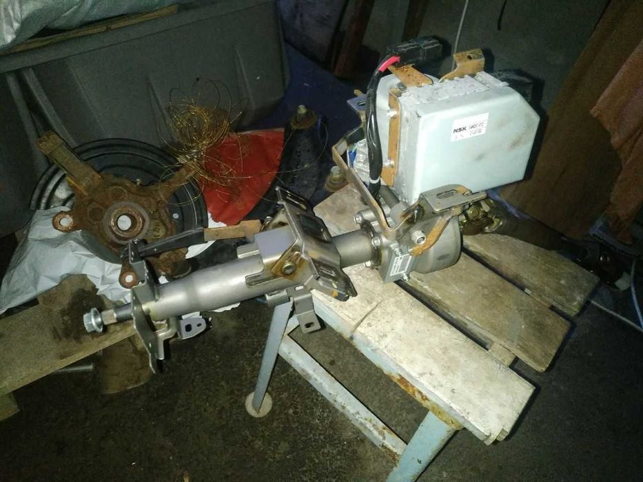 Электроусилитель руля с рулевой колонкой NISSAN LEAF ZEO 10-13