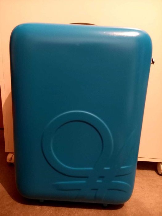 Conjunto Mala de viagem - Marca Benetton