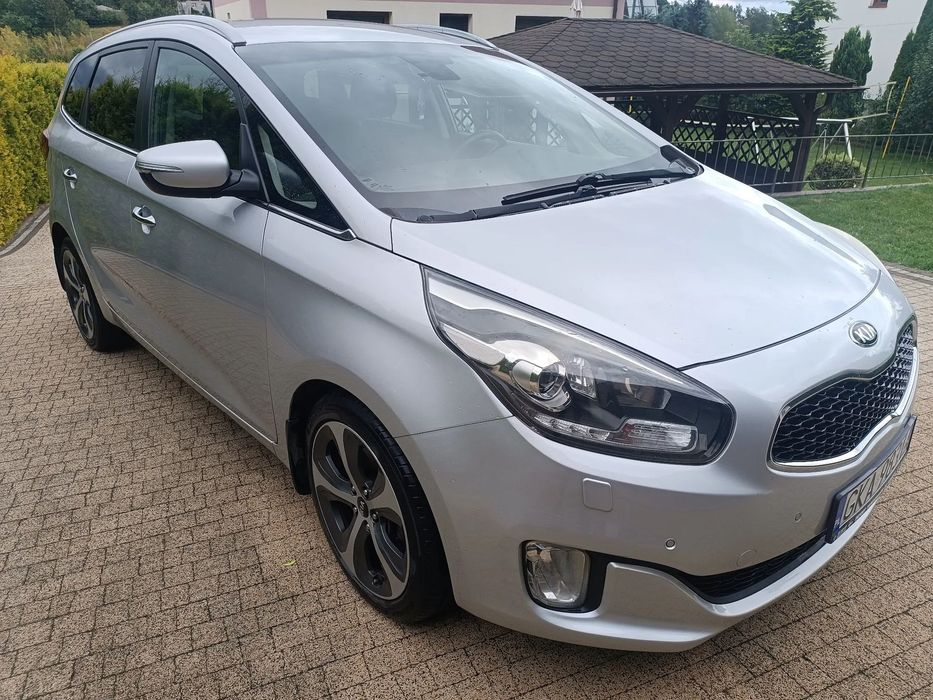 Kia Carens