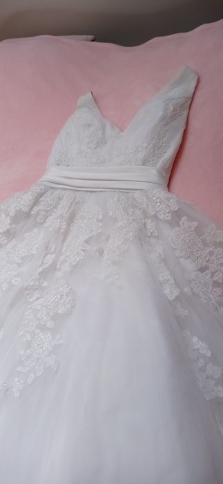 Suknia ślubna White One.