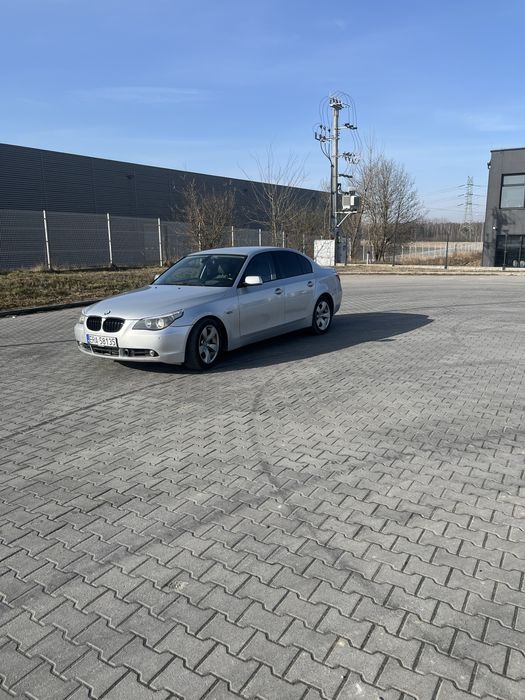 Bmw e60  530d  231km  head up, aktywny tepomat, night vision.