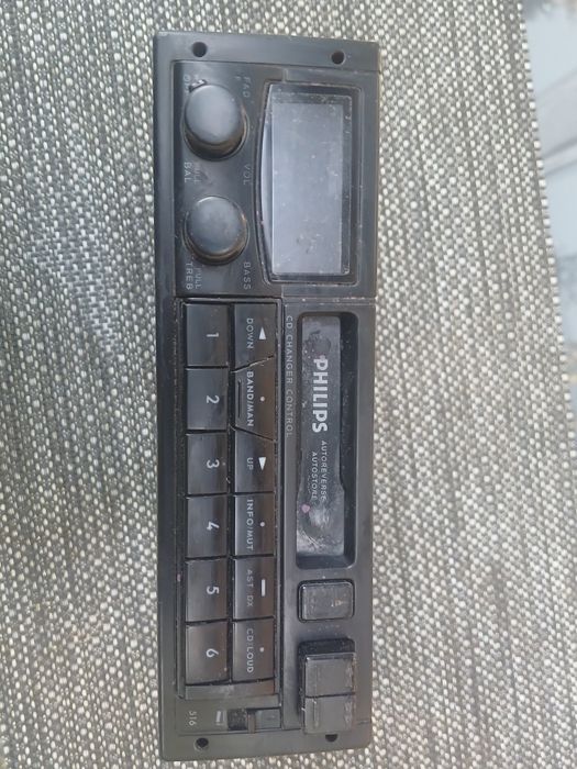 AUDI 80 RADIO samochodowe na kasety PHILIPS 22DC701/00