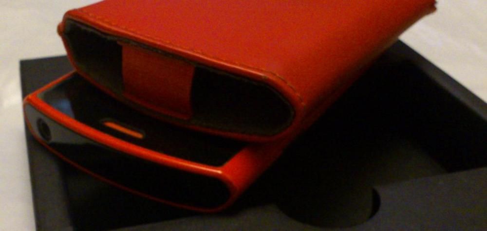 Смартфон Acer Liquid E100 Ferrari Special Edition