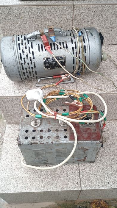 Продам зарядний пристрій