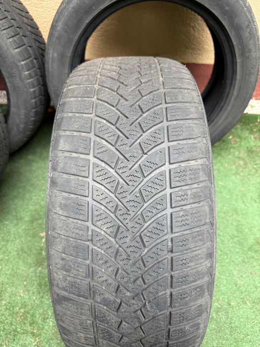 Opony zimowe 215/50 R 17 - 2x Continental / 2x Semperit