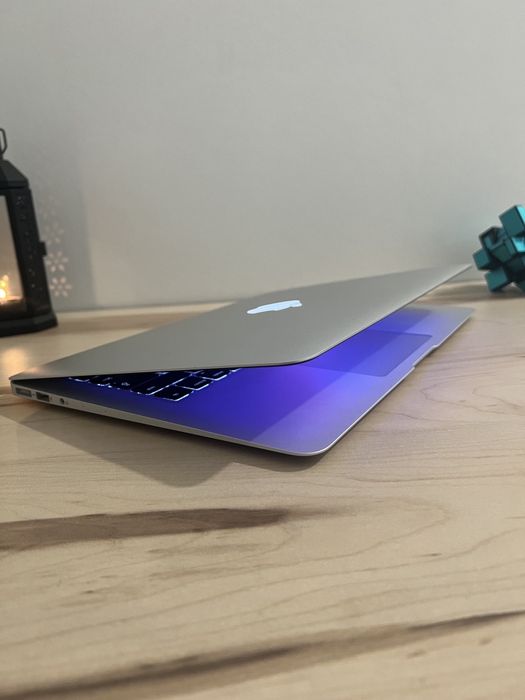 MacBook Air 13" em ótimo estado