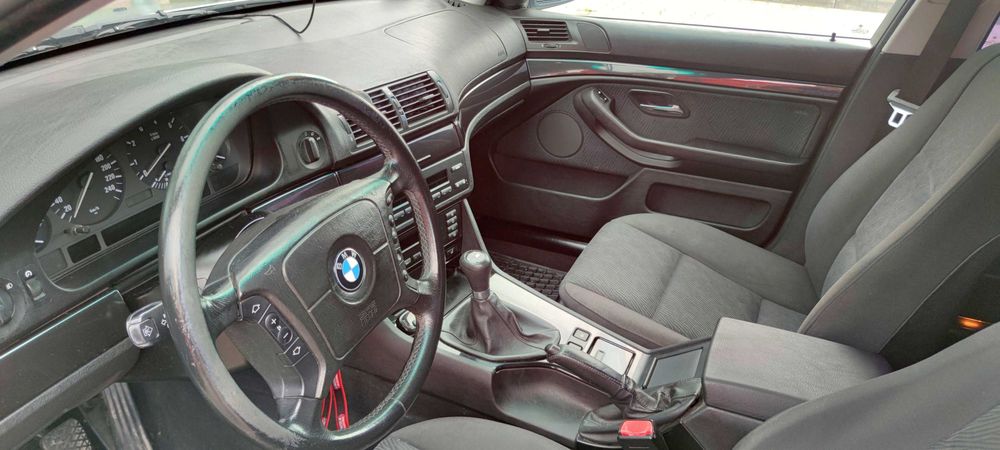 BMW e39 2.2 170km Titansilber