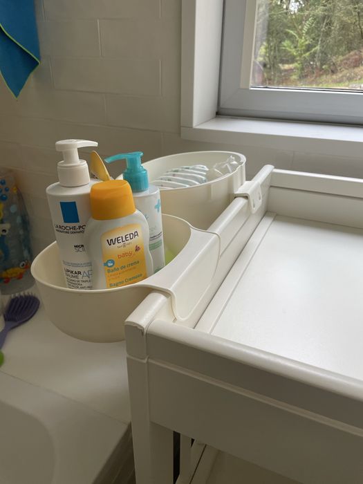 Trocadoro muda fraldas ikea + colchao muda fraldas done by deer eco