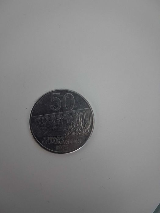 Notas e moedas antigas