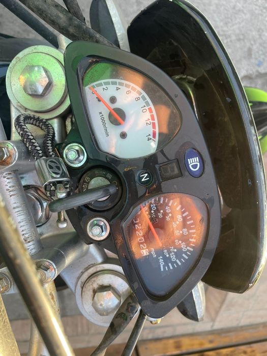 Продам кросовий мотоцикл марки SPARTA в ідеальному стані, 200 кубів,