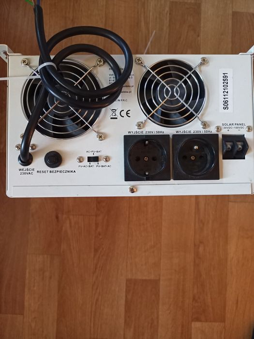 Volt Polska Sinus pro 2500s інвертор