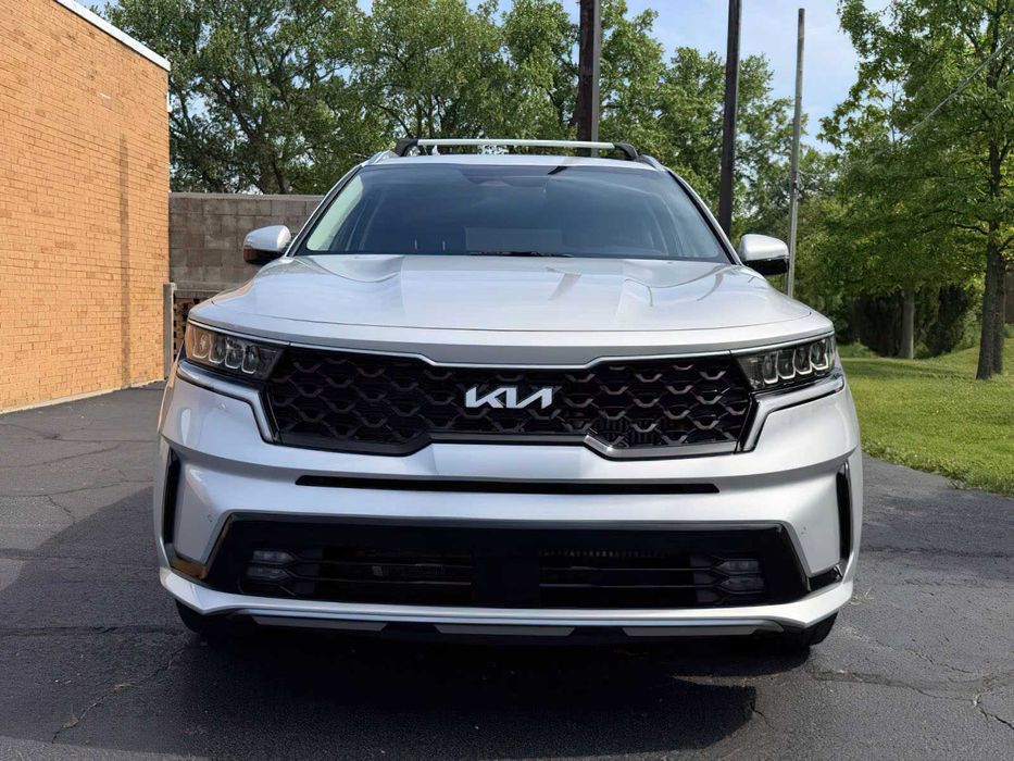 Kia Sorento Hybrid EX      2022