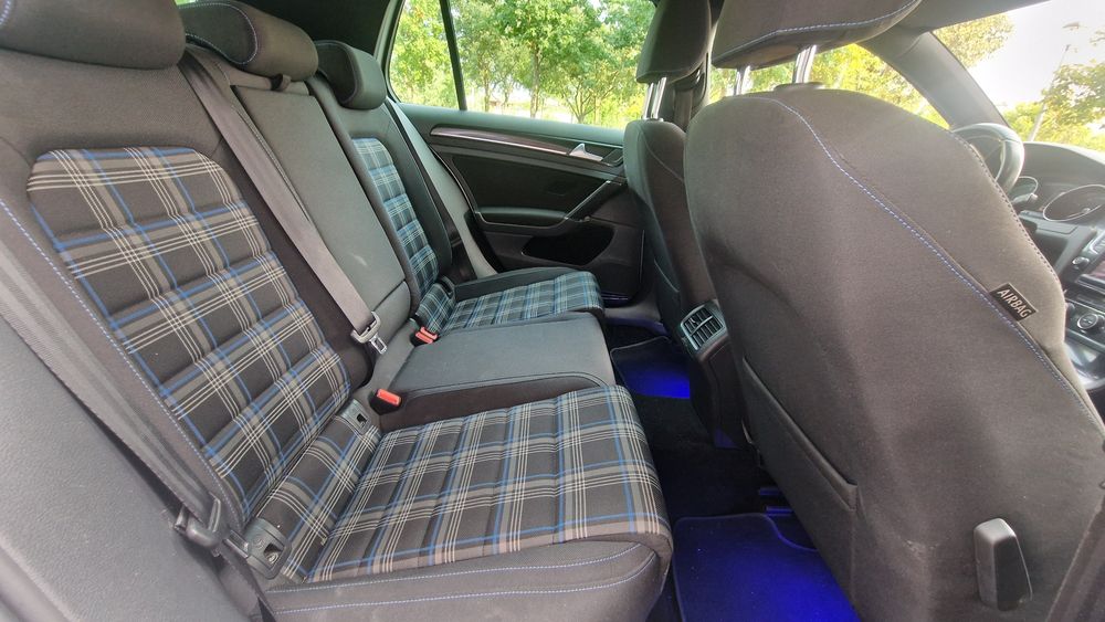Volkswagen Golf — fotografia 12